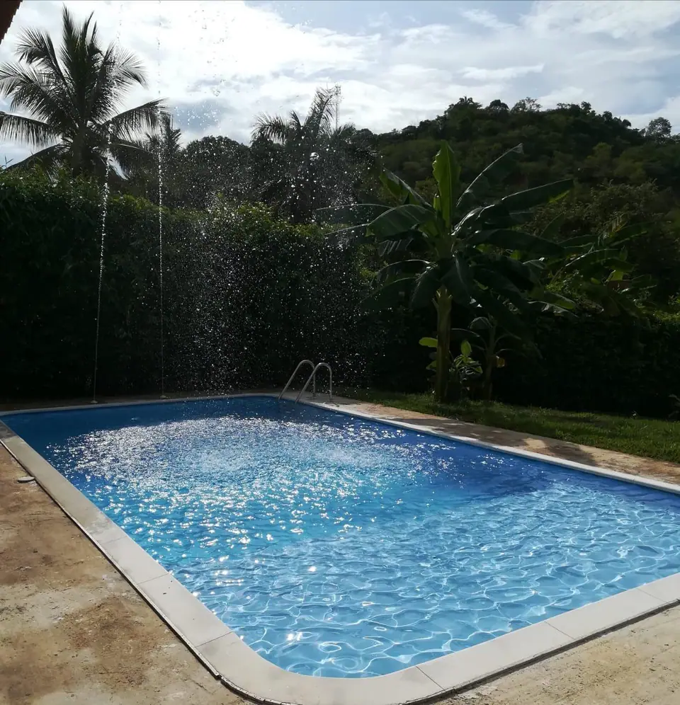 Piscina privada de 4 por 8 metros